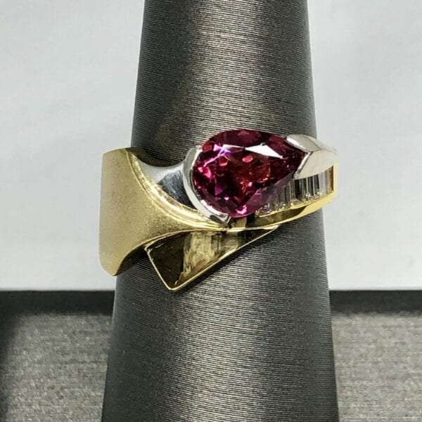Pink tourmaline, diamond ring, 18kt, platinum