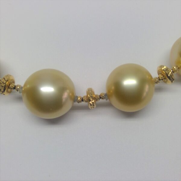 Two pearl beads
